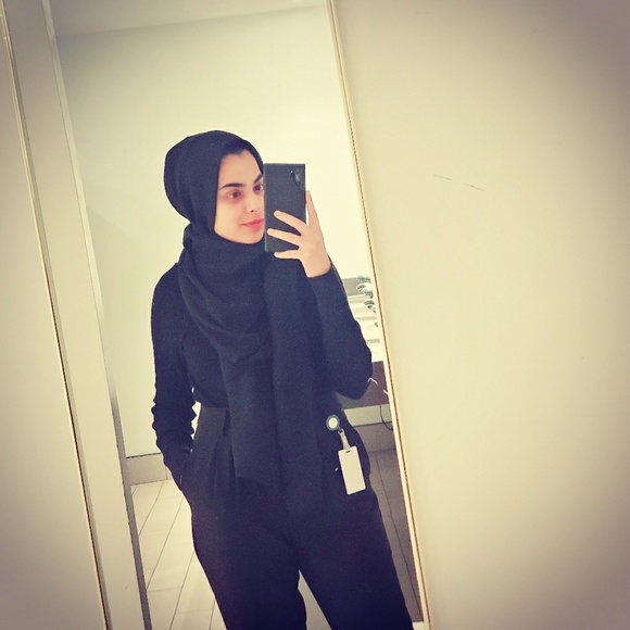 Meet your Posher, Asma - Picture 1 of 1